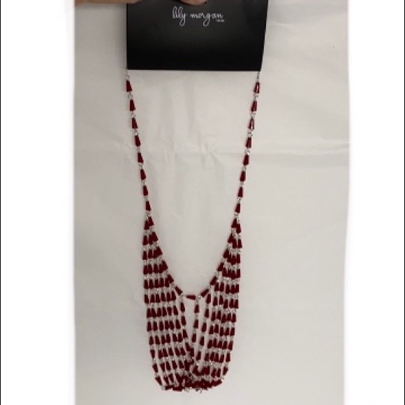 🌸2/$20🌸 Red Lucite Bib Necklace